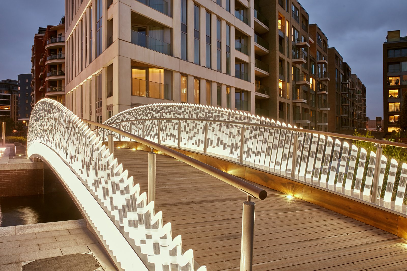 Hi-Spec Bridge for Luxury Apartments in Chelsea